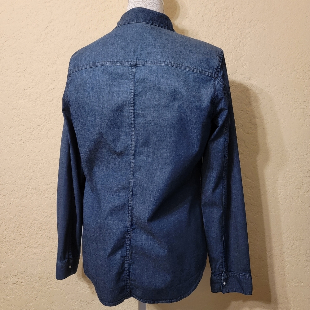Calvin Klein Women's Denim Long Sleeve Button Down Shirt Sz L - Picture 2 of 6